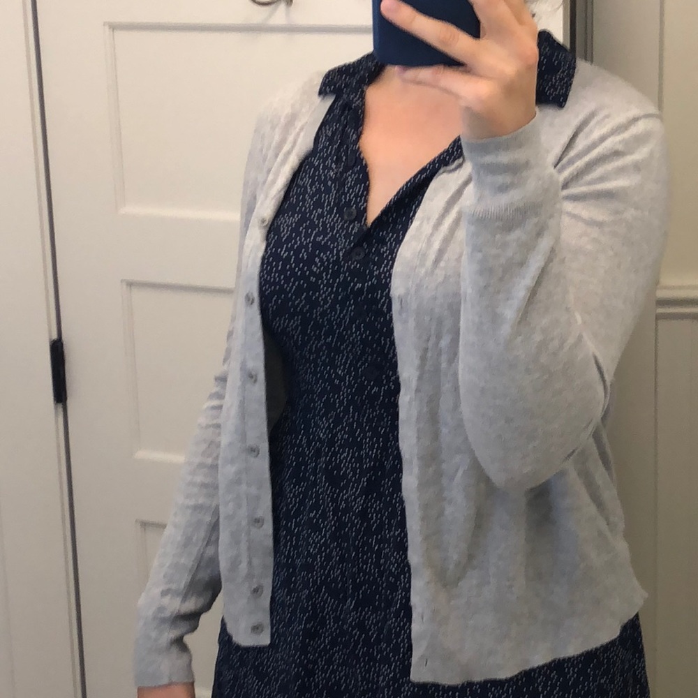 GAP sweater